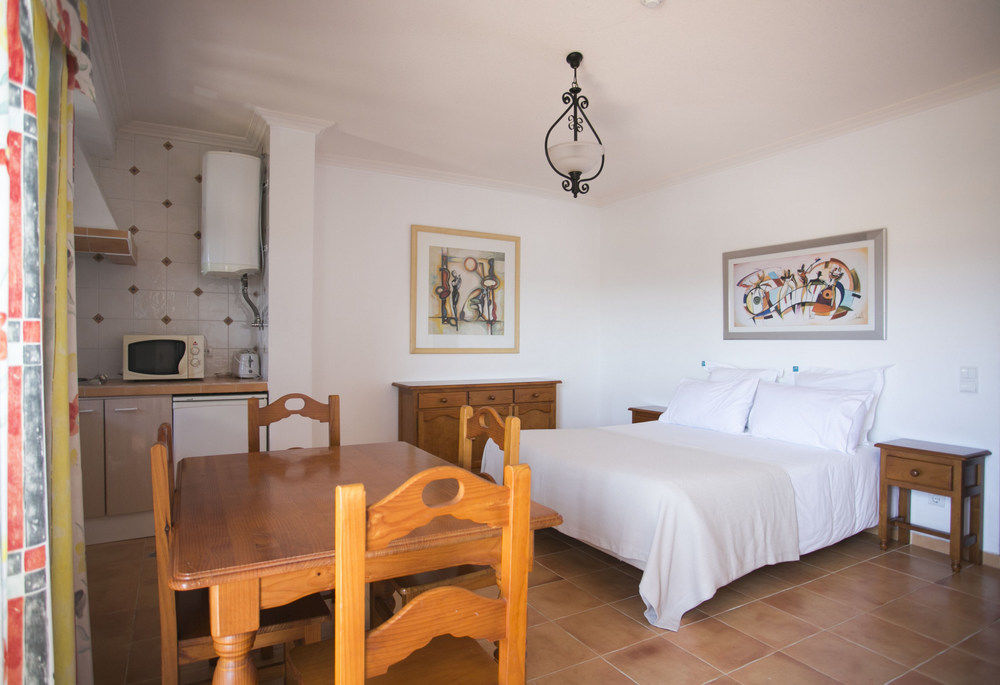 Mirachoro Portimao Aparthotel Rum bild